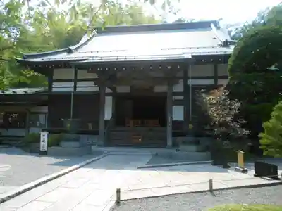 報国寺の本殿・本堂