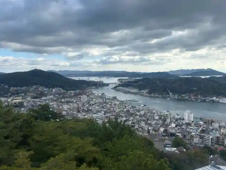 千光寺の{uncategorized: "未分類", other: "その他", undefined: "問題あり", building: "その他建物", grave: "お墓", sacred_gate: "鳥居", guardian: "狛犬", statue: "像", buddha: "仏像", history: "歴史", nature: "自然", garden: "庭園", animal: "動物", pagoda: "塔", temizu: "手水舎", mountain_gate: "山門・神門", sanctuary: "本殿・本堂", subordinate: "末社・摂社", art: "芸術", scenery: "景色", jizo: "地蔵", ema: "絵馬", goshuin: "御朱印", omikuji: "おみくじ", items: "授与品その他", amulet: "お守り", goshuincho: "御朱印帳", eats: "食事", festival: "お祭り", votive_dance: "神楽", shichigosan: "七五三参", wedding: "結婚式", experience: "体験その他", initially: "初詣", around: "周辺", anti_infection: "感染症対策"}