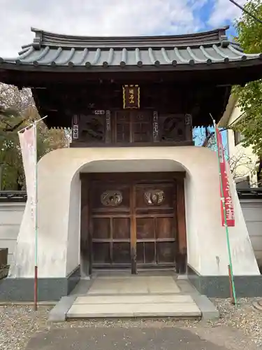 新光寺の山門・神門