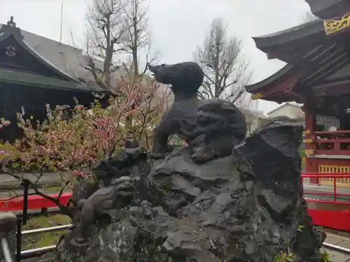 素盞雄神社の狛犬