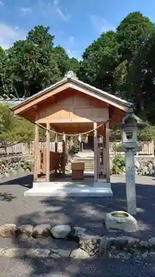 伊奈冨神社の末社・摂社
