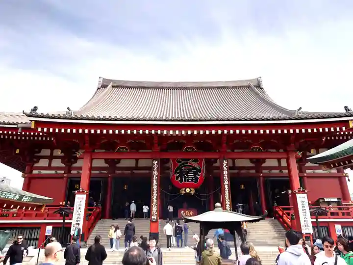 浅草寺の本殿・本堂