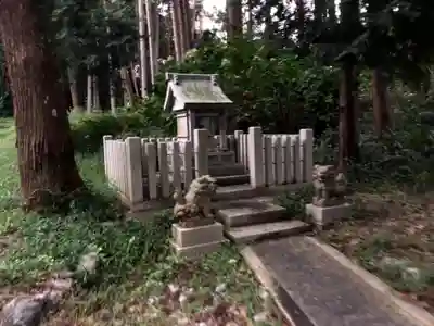 敏太神社の末社・摂社
