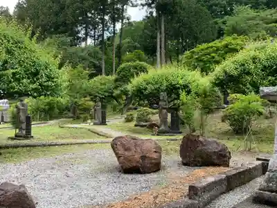 金藏院（聖法寺）の庭園