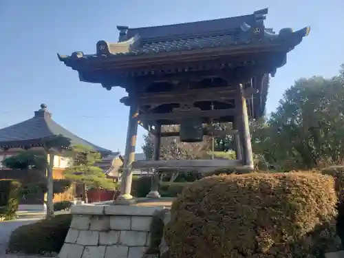 良畴寺の建物その他