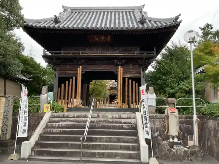 曹源寺の山門・神門