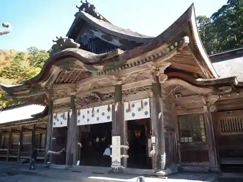 大神山神社奥宮の本殿