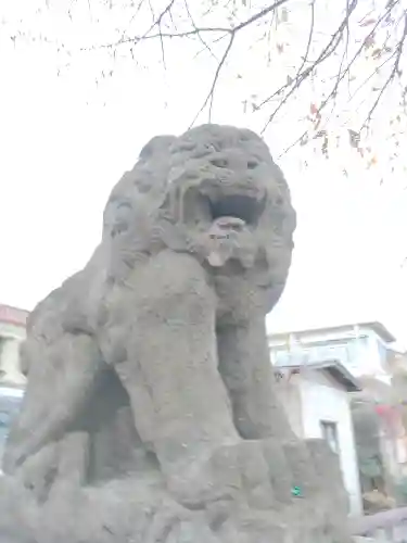 平出雷電神社の狛犬