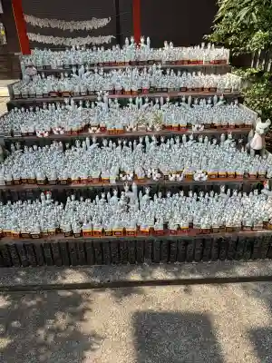 多田朝日森稲荷神社の{uncategorized: "未分類", other: "その他", undefined: "問題あり", building: "その他建物", grave: "お墓", sacred_gate: "鳥居", guardian: "狛犬", statue: "像", buddha: "仏像", history: "歴史", nature: "自然", garden: "庭園", animal: "動物", pagoda: "塔", temizu: "手水舎", mountain_gate: "山門・神門", sanctuary: "本殿・本堂", subordinate: "末社・摂社", art: "芸術", scenery: "景色", jizo: "地蔵", ema: "絵馬", goshuin: "御朱印", omikuji: "おみくじ", items: "授与品その他", amulet: "お守り", goshuincho: "御朱印帳", eats: "食事", festival: "お祭り", votive_dance: "神楽", shichigosan: "七五三参", wedding: "結婚式", experience: "体験その他", initially: "初詣", around: "周辺", anti_infection: "感染症対策"}