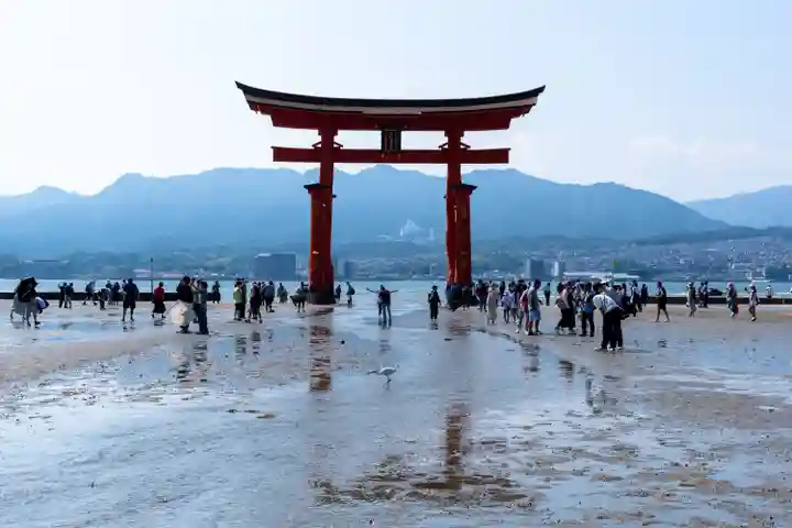 厳島神社(広島県)