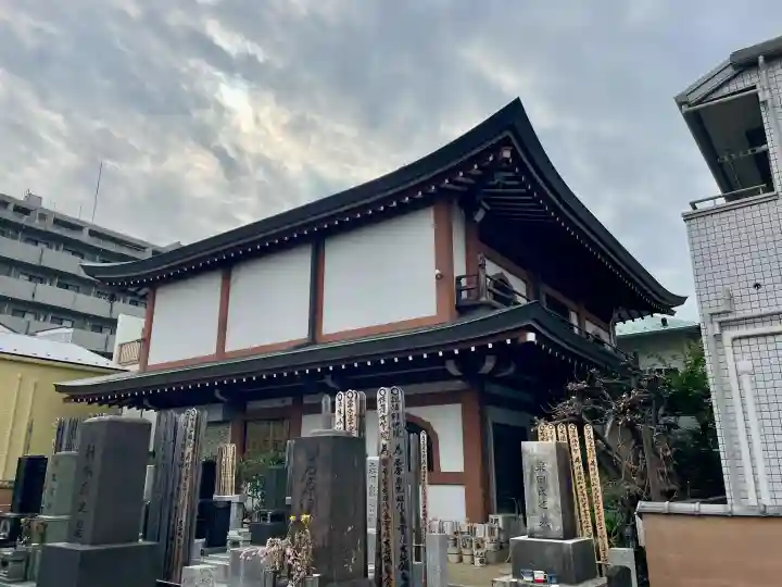 長寿寺の{uncategorized: "未分類", other: "その他", undefined: "問題あり", building: "その他建物", grave: "お墓", sacred_gate: "鳥居", guardian: "狛犬", statue: "像", buddha: "仏像", history: "歴史", nature: "自然", garden: "庭園", animal: "動物", pagoda: "塔", temizu: "手水舎", mountain_gate: "山門・神門", sanctuary: "本殿・本堂", subordinate: "末社・摂社", art: "芸術", scenery: "景色", jizo: "地蔵", ema: "絵馬", goshuin: "御朱印", omikuji: "おみくじ", items: "授与品その他", amulet: "お守り", goshuincho: "御朱印帳", eats: "食事", festival: "お祭り", votive_dance: "神楽", shichigosan: "七五三参", wedding: "結婚式", experience: "体験その他", initially: "初詣", around: "周辺", anti_infection: "感染症対策"}