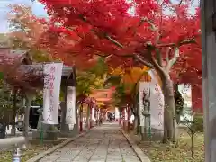 榊山稲荷神社の建物その他