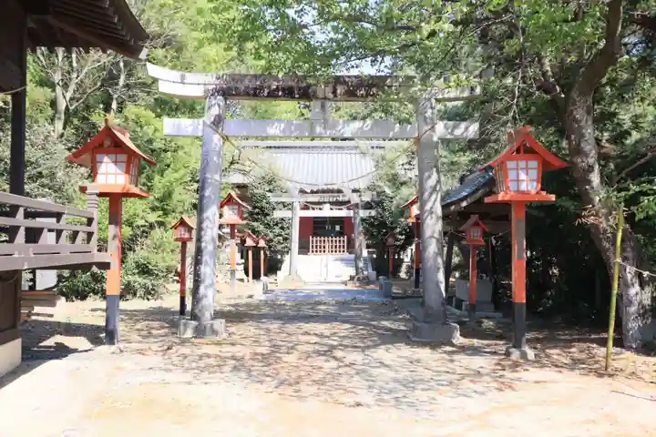篠塚稲荷神社の鳥居