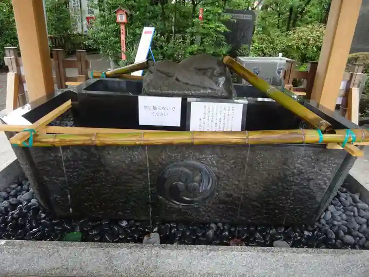 亀ケ池八幡宮の手水舎