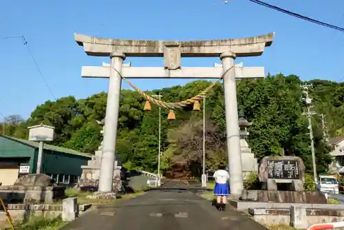 形原神社の鳥居