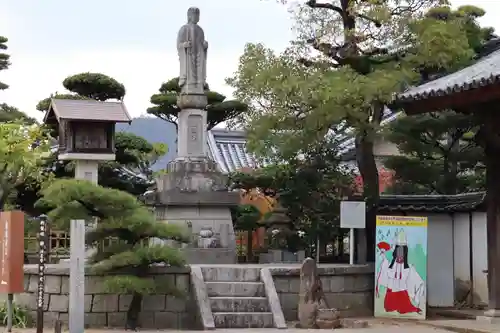 長尾寺の建物その他