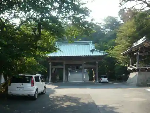 下田八幡神社の山門