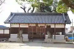 樟本神社の本殿