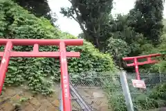 楠森稲荷神社の鳥居