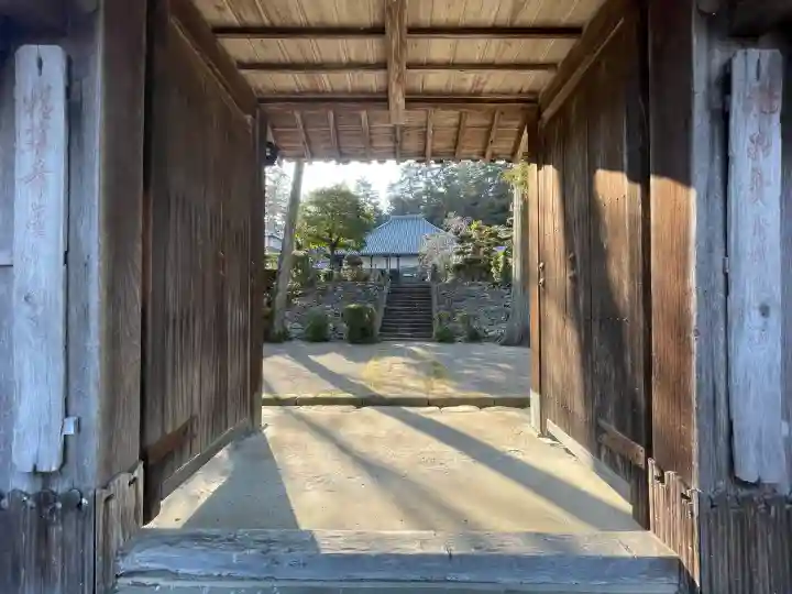 浄眼寺の{uncategorized: "未分類", other: "その他", undefined: "問題あり", building: "その他建物", grave: "お墓", sacred_gate: "鳥居", guardian: "狛犬", statue: "像", buddha: "仏像", history: "歴史", nature: "自然", garden: "庭園", animal: "動物", pagoda: "塔", temizu: "手水舎", mountain_gate: "山門・神門", sanctuary: "本殿・本堂", subordinate: "末社・摂社", art: "芸術", scenery: "景色", jizo: "地蔵", ema: "絵馬", goshuin: "御朱印", omikuji: "おみくじ", items: "授与品その他", amulet: "お守り", goshuincho: "御朱印帳", eats: "食事", festival: "お祭り", votive_dance: "神楽", shichigosan: "七五三参", wedding: "結婚式", experience: "体験その他", initially: "初詣", around: "周辺", anti_infection: "感染症対策"}