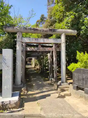 厳嶋神社の鳥居