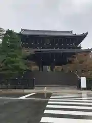 知恩院の山門