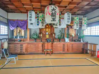 蛇池神社の本殿・本堂