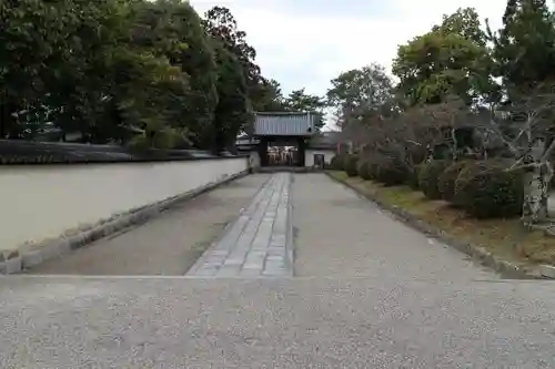 西大寺の建物その他