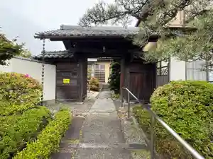 西方山極楽寺(岐阜県)(2026年05月06日(水) 19時48分26秒投稿)