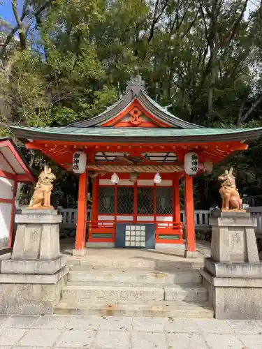 生田神社の{uncategorized: "未分類", other: "その他", undefined: "問題あり", building: "その他建物", grave: "お墓", sacred_gate: "鳥居", guardian: "狛犬", statue: "像", buddha: "仏像", history: "歴史", nature: "自然", garden: "庭園", animal: "動物", pagoda: "塔", temizu: "手水舎", mountain_gate: "山門・神門", sanctuary: "本殿・本堂", subordinate: "末社・摂社", art: "芸術", scenery: "景色", jizo: "地蔵", ema: "絵馬", goshuin: "御朱印", omikuji: "おみくじ", items: "授与品その他", amulet: "お守り", goshuincho: "御朱印帳", eats: "食事", festival: "お祭り", votive_dance: "神楽", shichigosan: "七五三参", wedding: "結婚式", experience: "体験その他", initially: "初詣", around: "周辺", anti_infection: "感染症対策"}