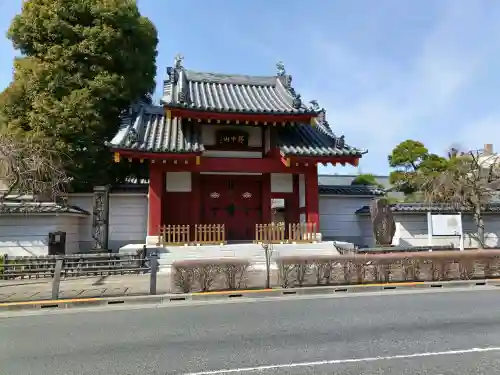 円成院の{uncategorized: "未分類", other: "その他", undefined: "問題あり", building: "その他建物", grave: "お墓", sacred_gate: "鳥居", guardian: "狛犬", statue: "像", buddha: "仏像", history: "歴史", nature: "自然", garden: "庭園", animal: "動物", pagoda: "塔", temizu: "手水舎", mountain_gate: "山門・神門", sanctuary: "本殿・本堂", subordinate: "末社・摂社", art: "芸術", scenery: "景色", jizo: "地蔵", ema: "絵馬", goshuin: "御朱印", omikuji: "おみくじ", items: "授与品その他", amulet: "お守り", goshuincho: "御朱印帳", eats: "食事", festival: "お祭り", votive_dance: "神楽", shichigosan: "七五三参", wedding: "結婚式", experience: "体験その他", initially: "初詣", around: "周辺", anti_infection: "感染症対策"}