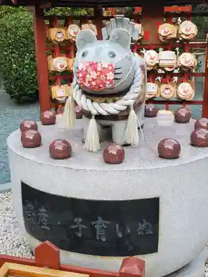 産泰神社の狛犬