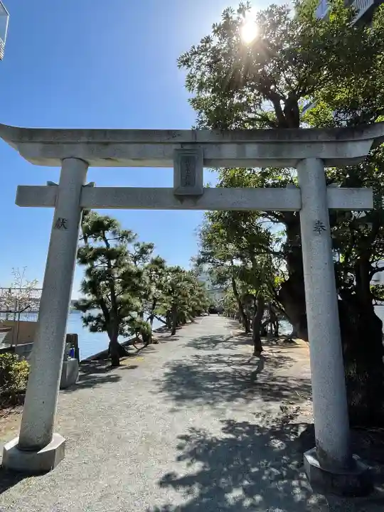 琵琶島神社(神奈川県)