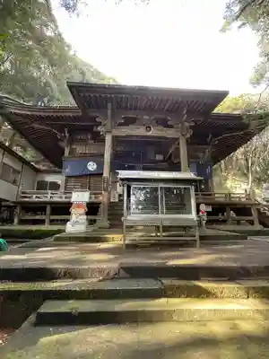 極楽寺の本殿・本堂