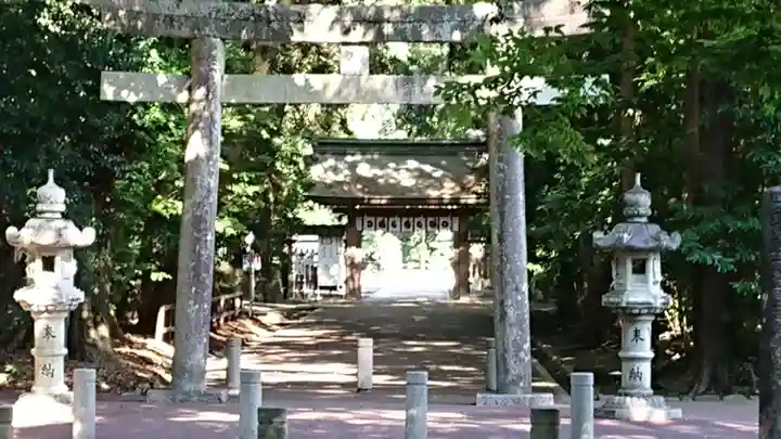 砥鹿神社(里宮)の鳥居