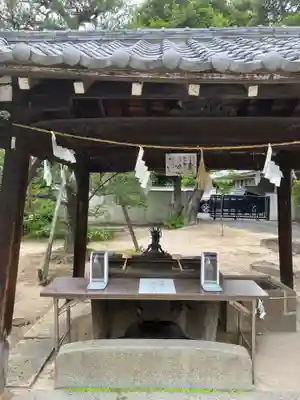 鶴羽根神社の手水舎