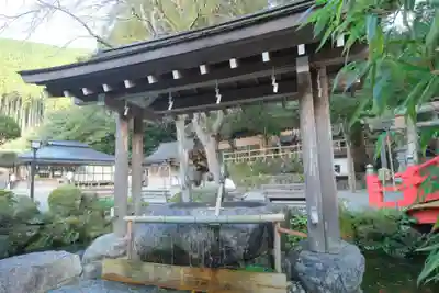 天河大辨財天社の手水舎