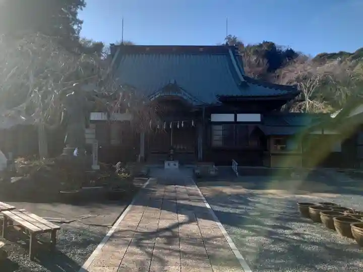 本勝寺の本殿・本堂