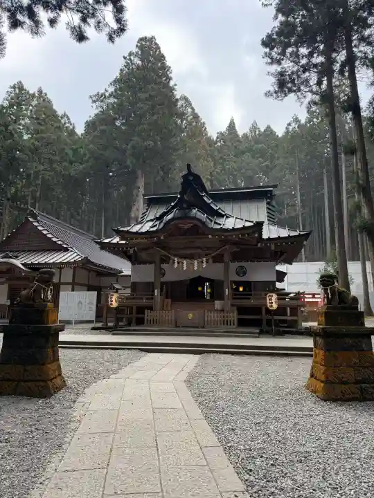 御岩神社の{uncategorized: "未分類", other: "その他", undefined: "問題あり", building: "その他建物", grave: "お墓", sacred_gate: "鳥居", guardian: "狛犬", statue: "像", buddha: "仏像", history: "歴史", nature: "自然", garden: "庭園", animal: "動物", pagoda: "塔", temizu: "手水舎", mountain_gate: "山門・神門", sanctuary: "本殿・本堂", subordinate: "末社・摂社", art: "芸術", scenery: "景色", jizo: "地蔵", ema: "絵馬", goshuin: "御朱印", omikuji: "おみくじ", items: "授与品その他", amulet: "お守り", goshuincho: "御朱印帳", eats: "食事", festival: "お祭り", votive_dance: "神楽", shichigosan: "七五三参", wedding: "結婚式", experience: "体験その他", initially: "初詣", around: "周辺", anti_infection: "感染症対策"}