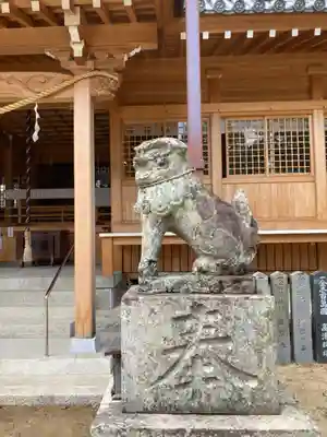 炬口八幡神社の狛犬