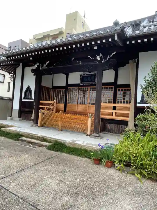 慶恩院の本殿・本堂