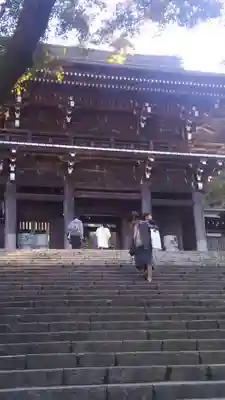 伊奈波神社の山門・神門