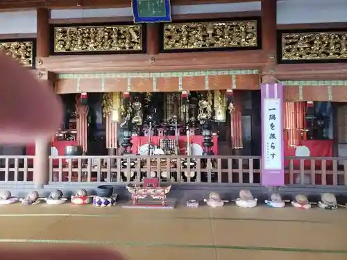 石塔寺の本殿・本堂