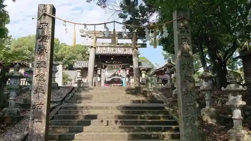 冠纓神社の鳥居