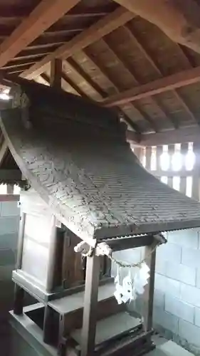 八塚稲荷神社の本殿・本堂