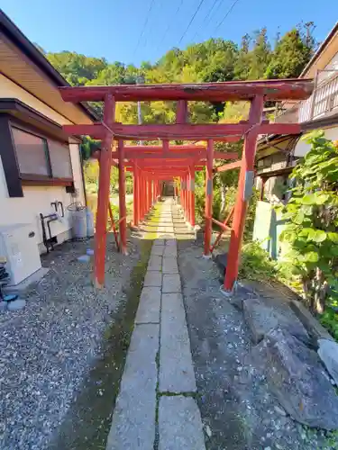 竹山随護稲荷神社の鳥居