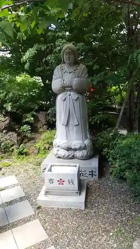 成子天神社の像