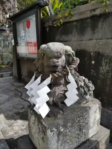 海南神社の狛犬