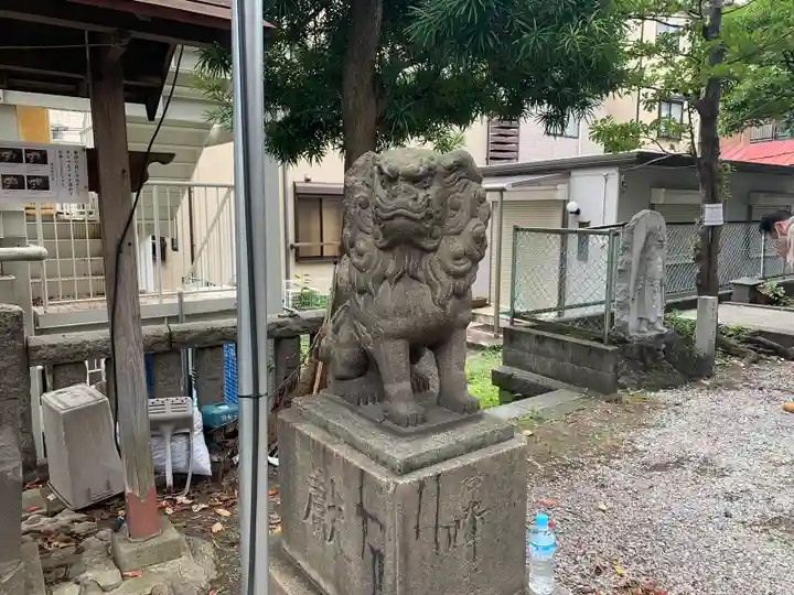 子神社の狛犬