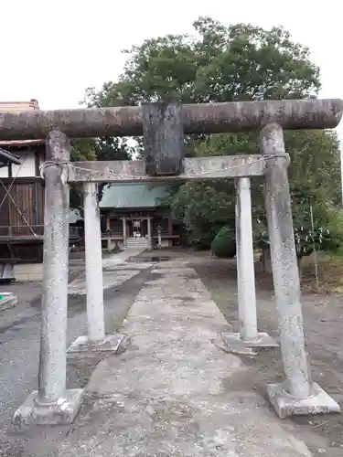 旅立稲荷神社の鳥居